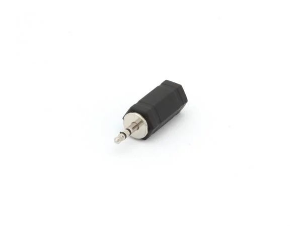 Adaptador Jack 2.5 Macho Estéreo a 3.5 Hembra
