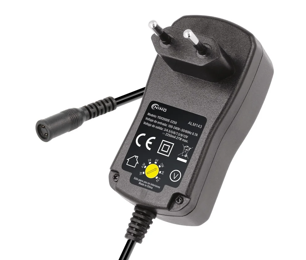 Alimentador Regulable Manual 3..12vcc/27w