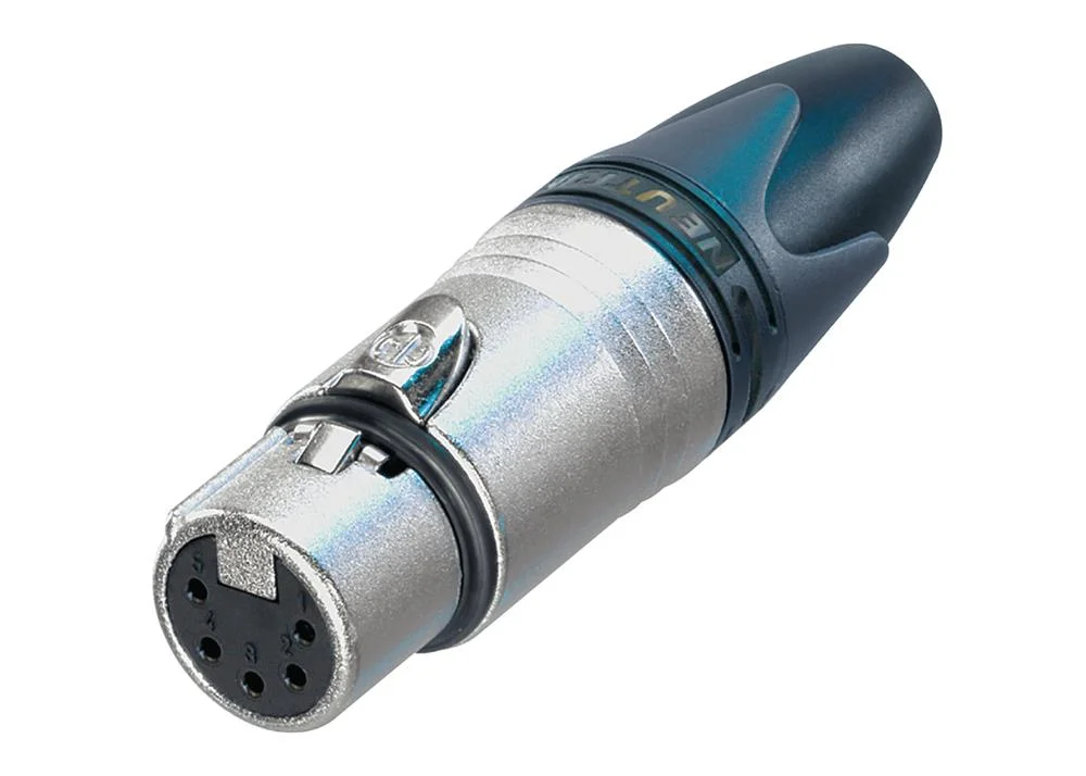Ficha de Cabo Xlr 5 N / a Xx Conexão de Solda N.