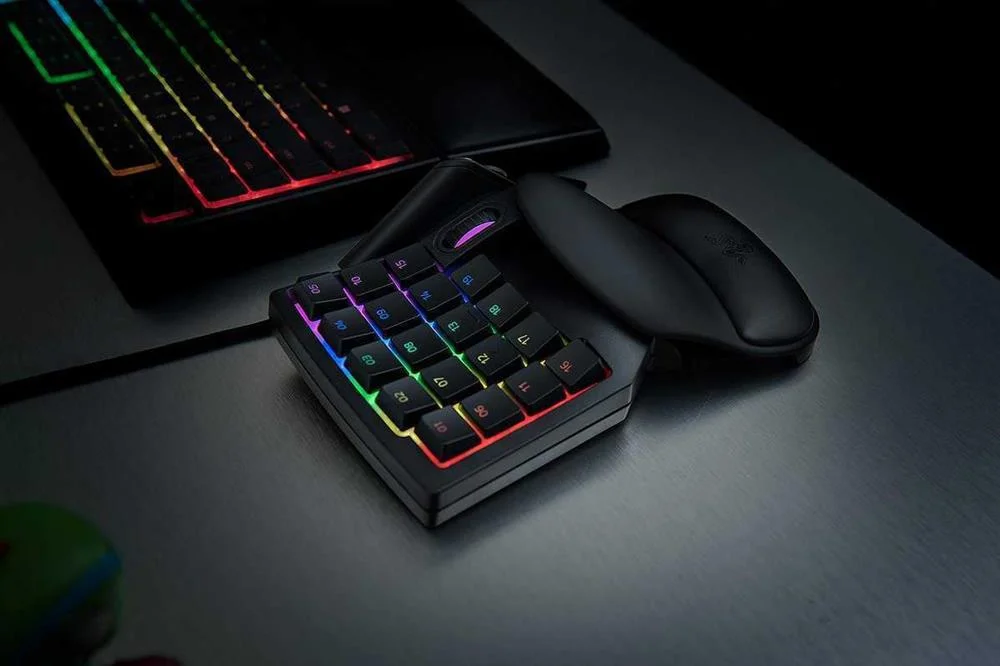 Teclado Gaming Razer RZ07-02270100-R3M1 Qwerty