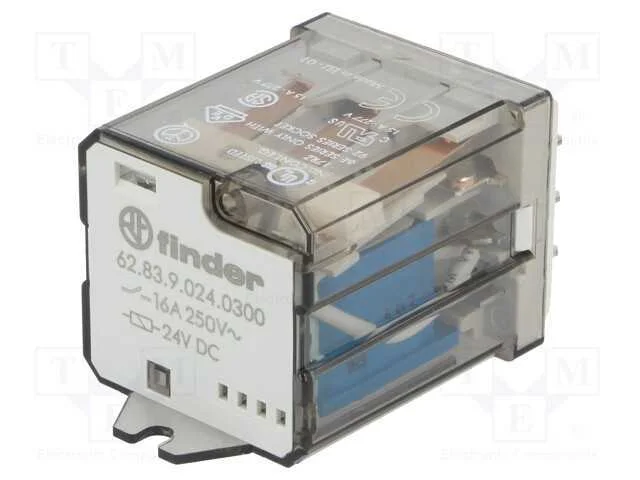 Relé Ele.  3PST-NO 24VDC 16A/250VAC max400VAC 445?