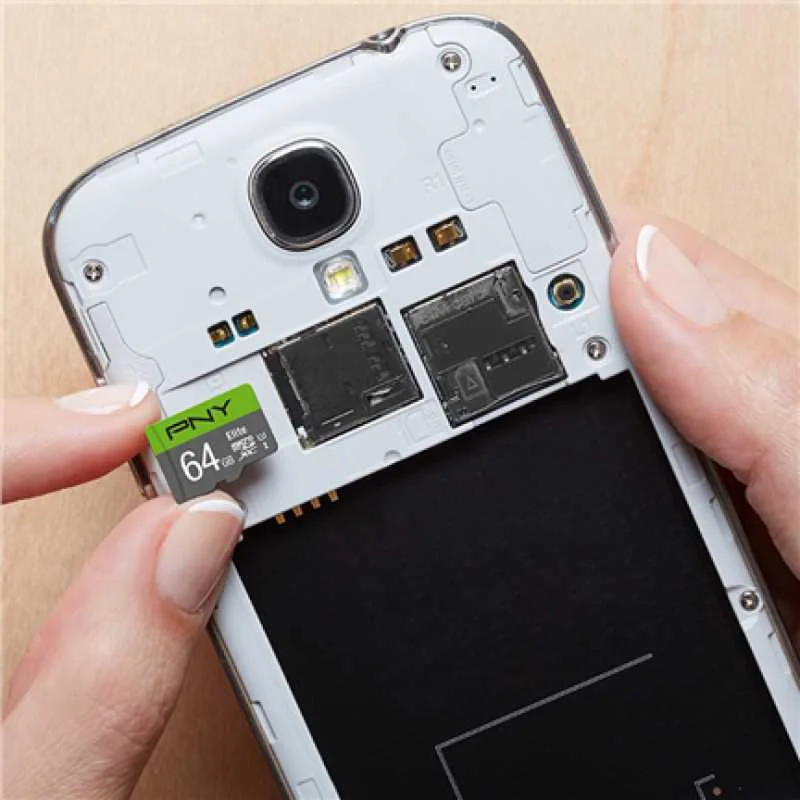 Cartão de Memória Microsdxc 64gb Classe 10 + Adaptador - Pny
