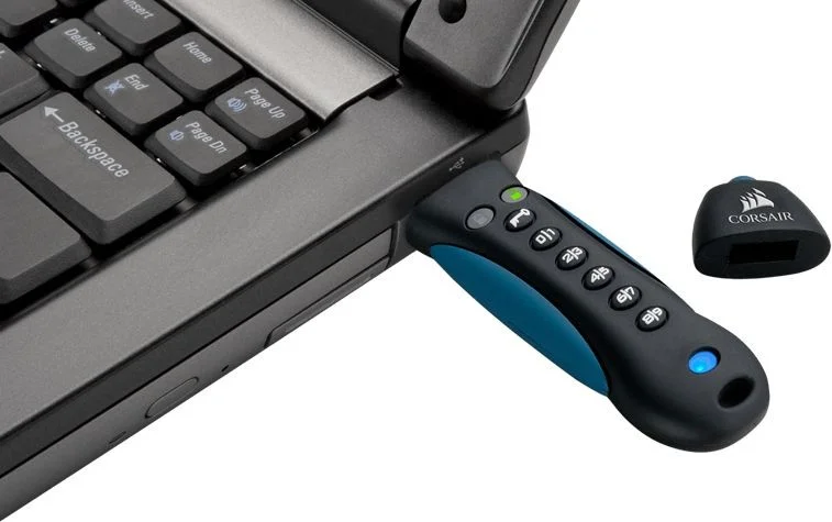 Memoria Flash Padlock 3 64gb Secure Usb 3.0 Corsa.