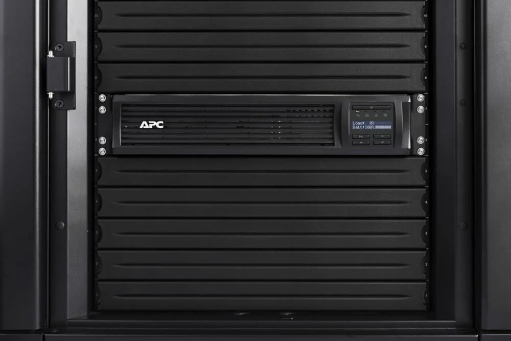Apc Smart Ups 750va Lcd Rm 2u 230v