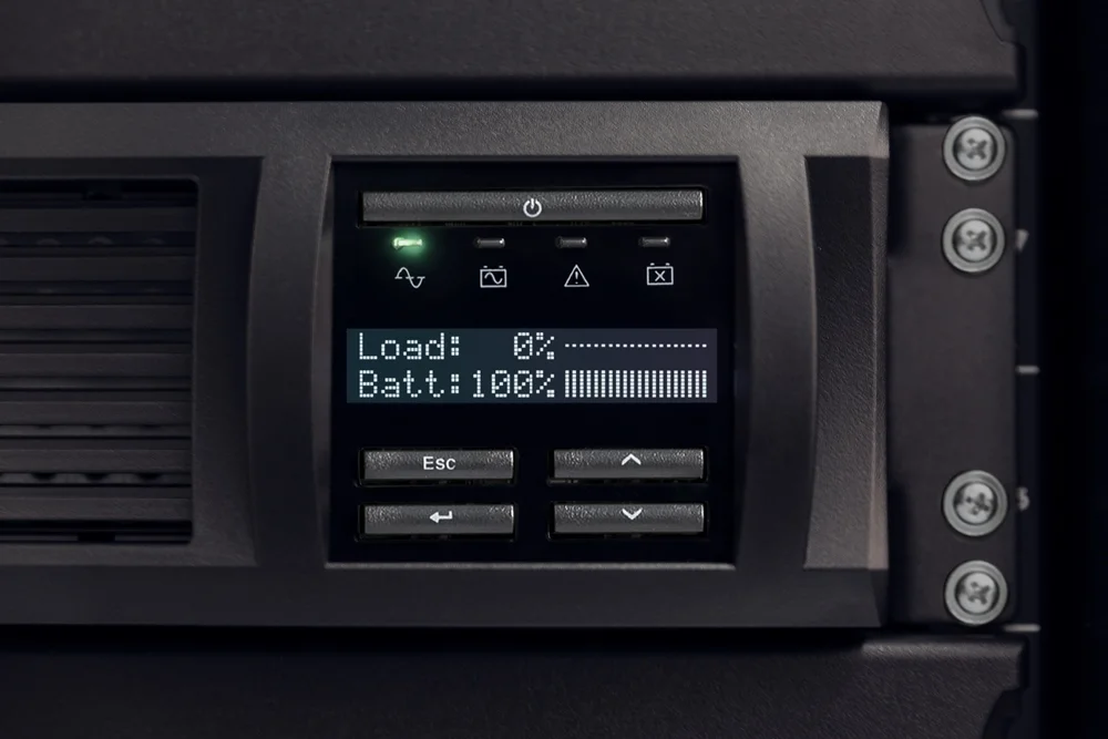Apc Smart Ups 750va Lcd Rm 2u 230v
