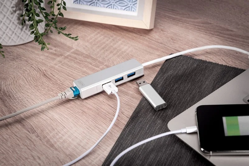 Digitus Usb-Hub    3-Port 3.0->3xa3.0 1xlan Integr. Kabel We