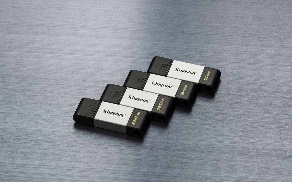 Memória Usb Kingston Dt80/128gb 128 Gb Usb-C Preto Prata 128 Gb 