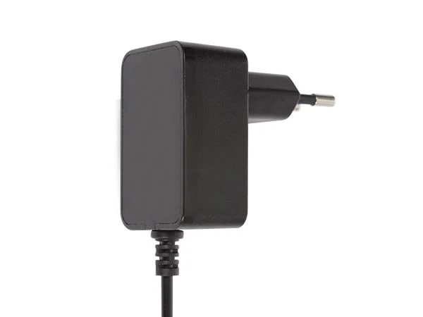 Fonte de Alimenta&ccedil;&atilde;o Universal - 5 Vdc - 3 a - 15 W