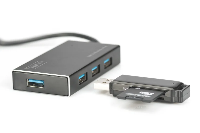 DIGITUS USB 3.0 Office Hub 4 portas 5V / 2A alimen