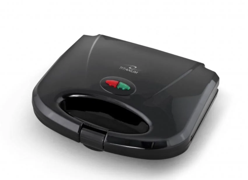 Titanum Sandwich Maker 700w Casserole