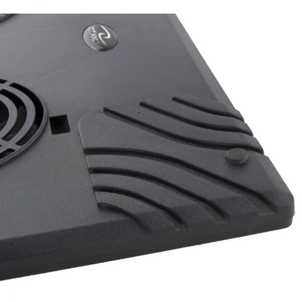 Base Refrigeradora para Laptop 15.6&#39; Titanum