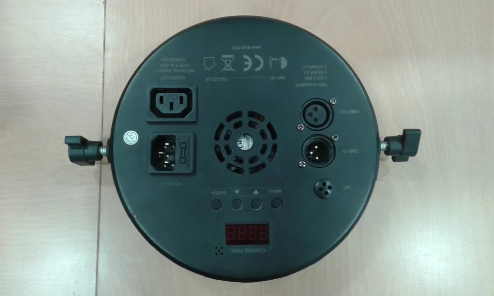 Projetor De Luz Par56 Led Rgb 3 Em1 Recondicionado