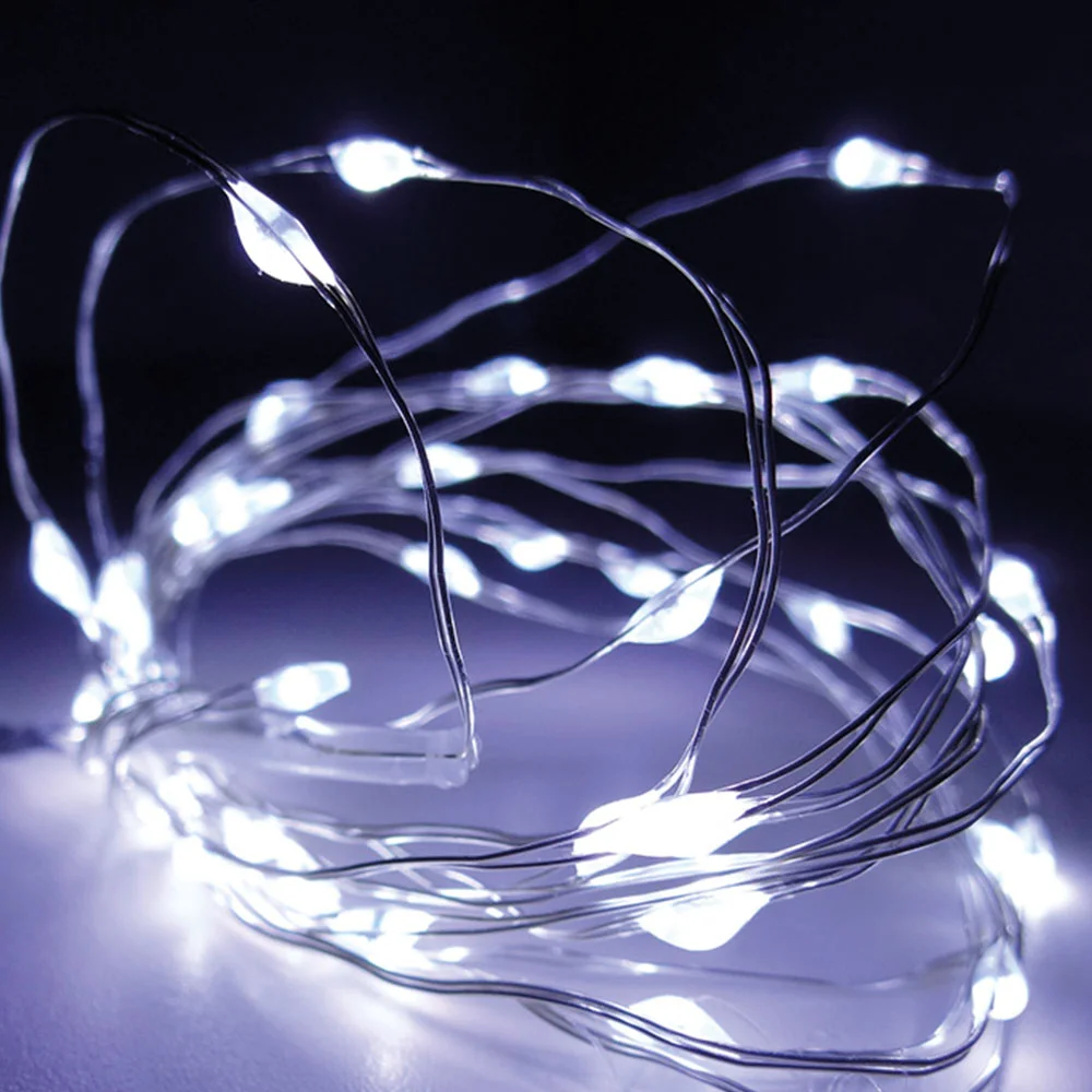 Grinalda Branco Frio 40 Leds a Pilhas com Cabo Arame Prateado Ip20 2,20m