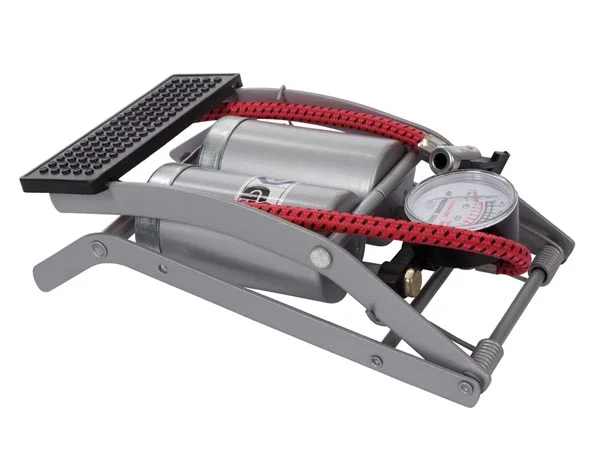 Bomba de Pie Con Cilindro Doble Y Manómetro