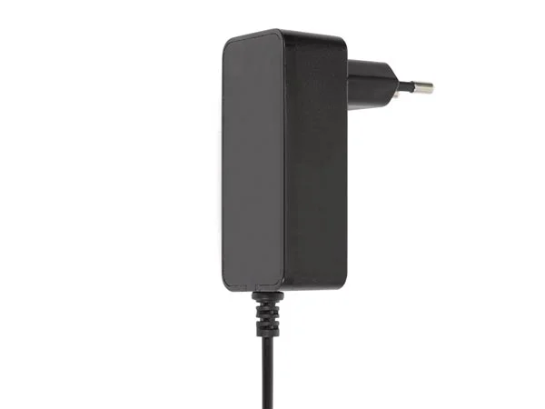 Fonte de Alimentação Universal - 15 vdc - 2 a - 3.