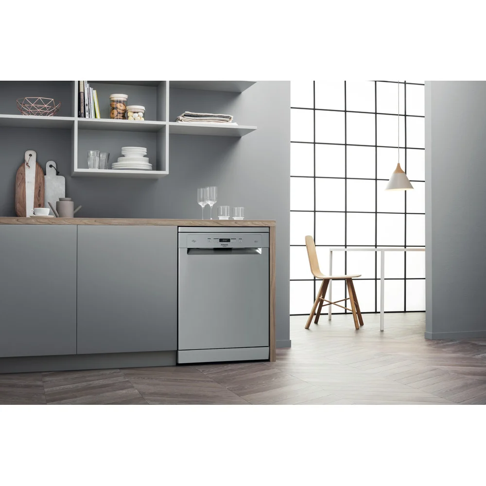 Máquina de Lavar Louça Hotpoint Hfc 3c41 Cw X 14 Conjuntos Classe C