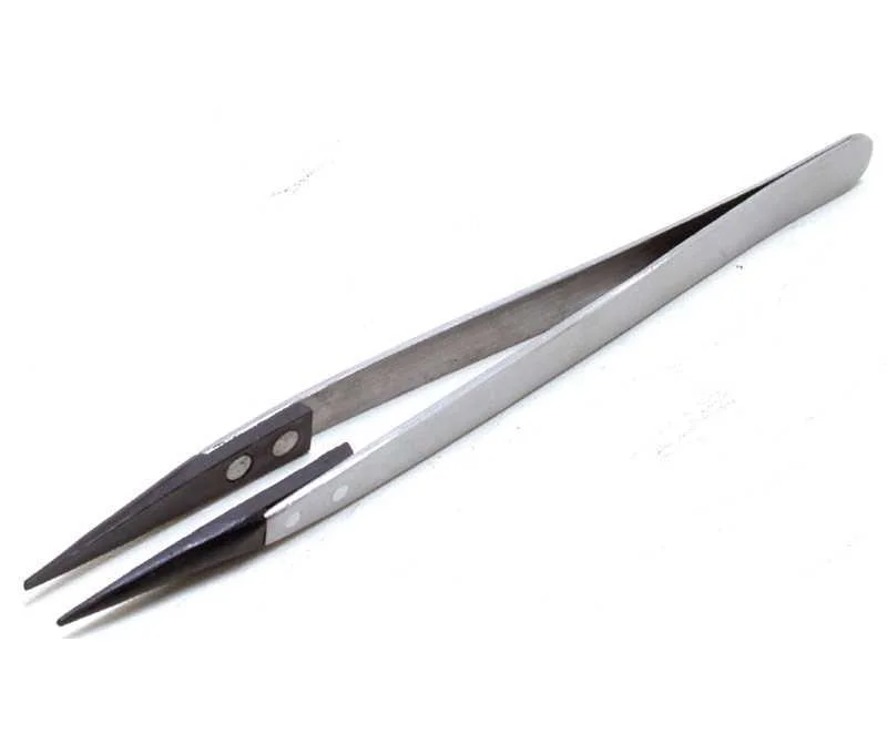 Pinça Anti-Magnética Dissipativa de Estática