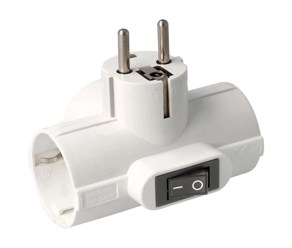 Adaptador Tomada C/ Interruptor e 3 Saídas Schuko