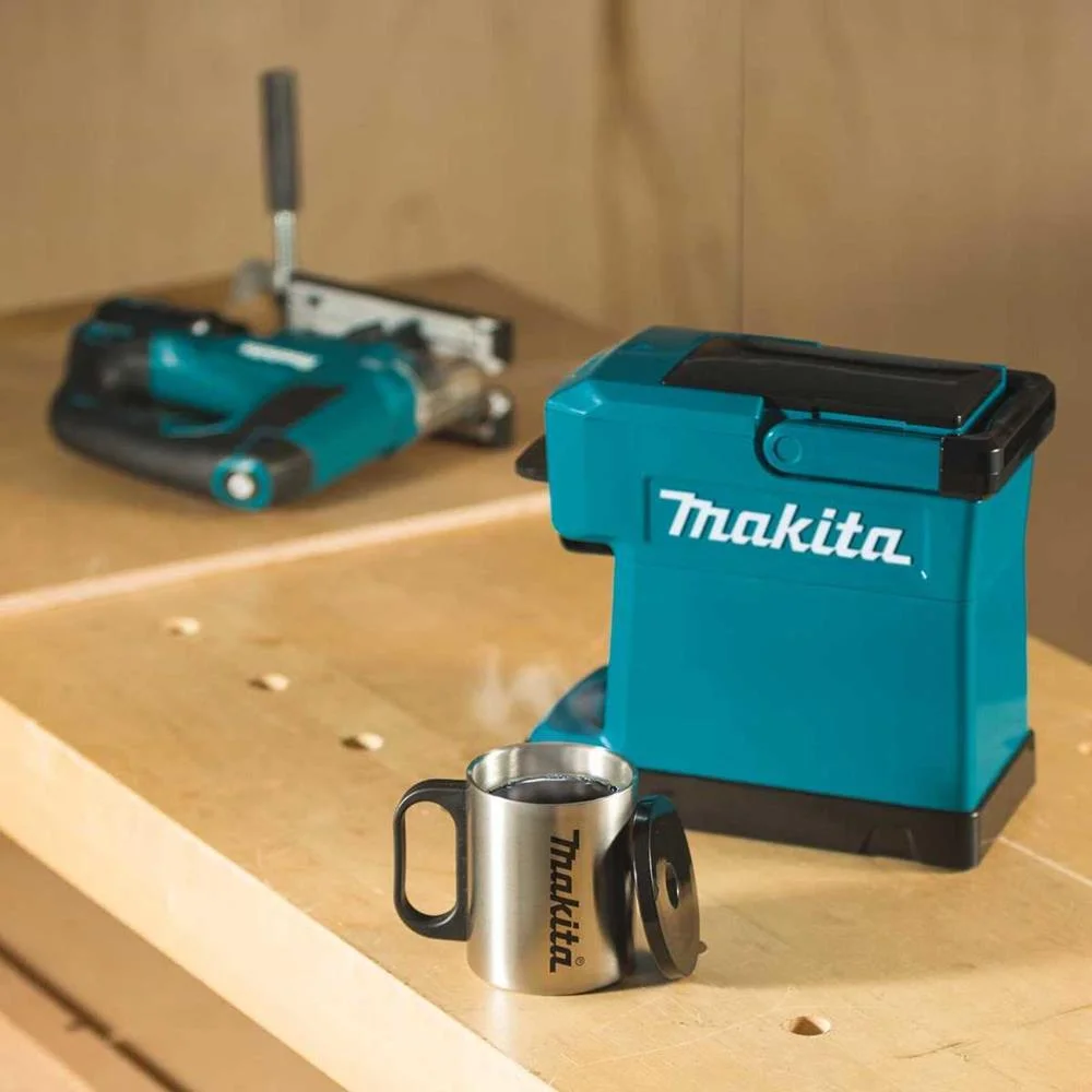Cafeteira A Bateria 12v Máx / 14.4v / 18v Makita