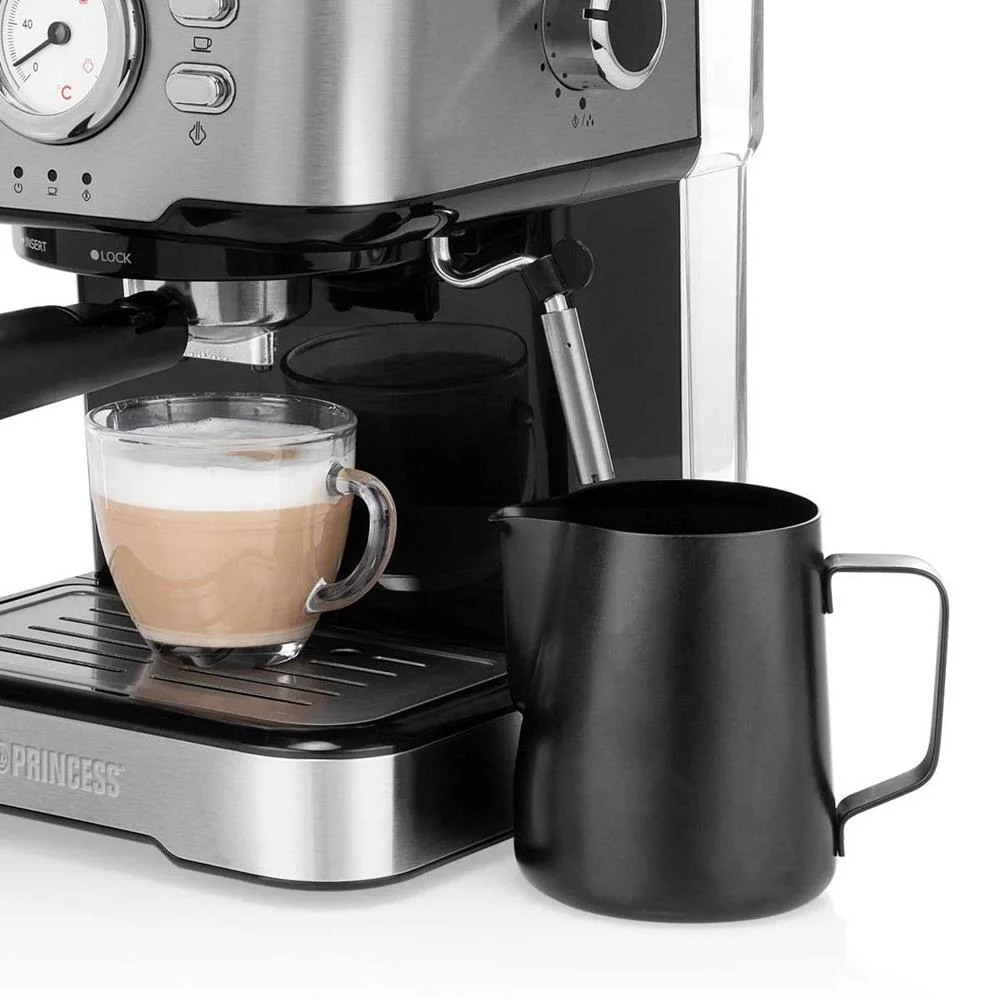 Princess Maquina Cafe Expresso 1100w 20bar 1,5lt .