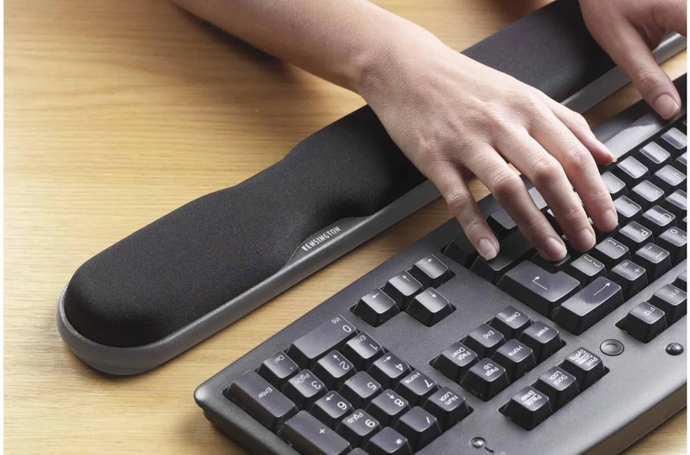 *Height Adjustable Gel   Keyboard Wrist Rest - B