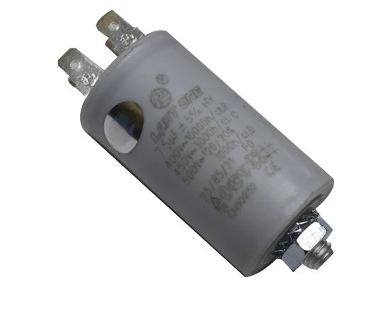 Condensador Permanente 7.5uf 450v. Mede 14 X 3. 3.