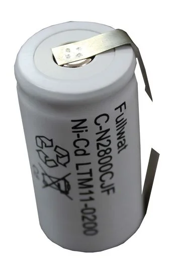 Bateria tamano c con lengueta