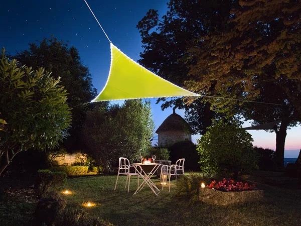 Toldo Vela com Rebordo LED - Triangular - 3.6 X 3.6 X 3.6 M - Verde Limão
