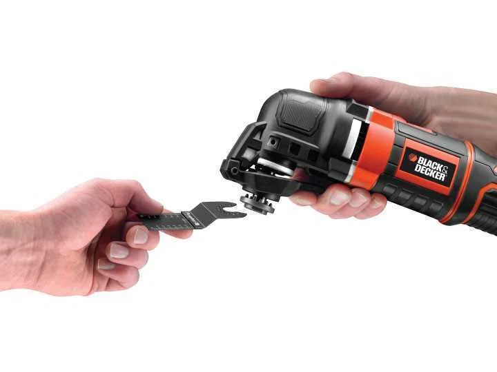Ferramenta Multifuncional Mt300ka-qs 300w