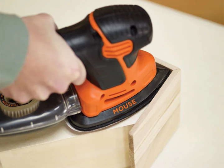 Lixadora Black & Decker Ka2500k-qs 120w