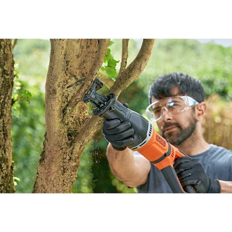 Serra Sabre 750w Black&decker
