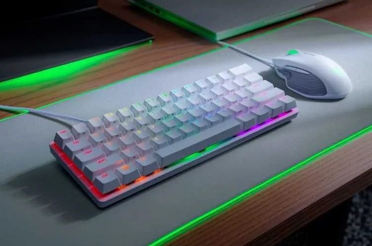 Razer Huntsman Mini Purple Switch Mercury Ed. Keyboard Rz03-03390300-R3m1