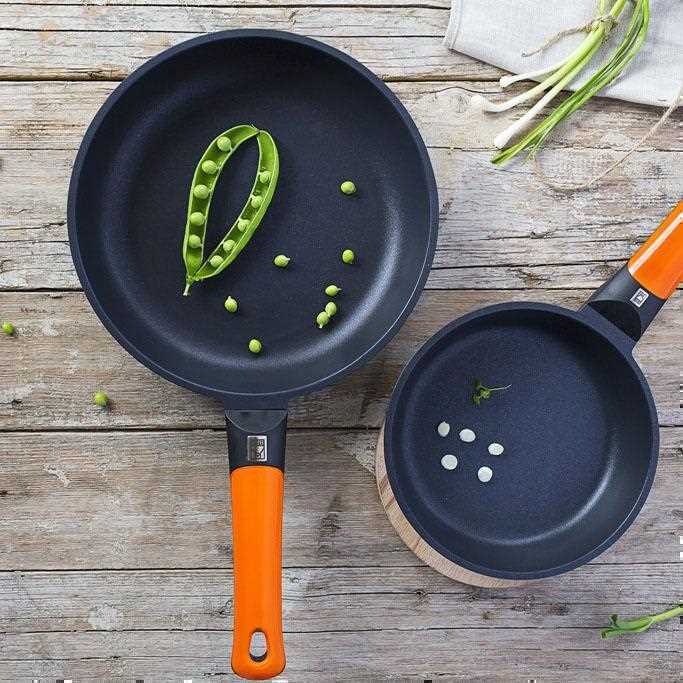 Frigideira Bra A281226 Ø 26 Cm Teflon Preto Laranja Metal Alumínio Alumínio Forjado Ø 26 Cm 