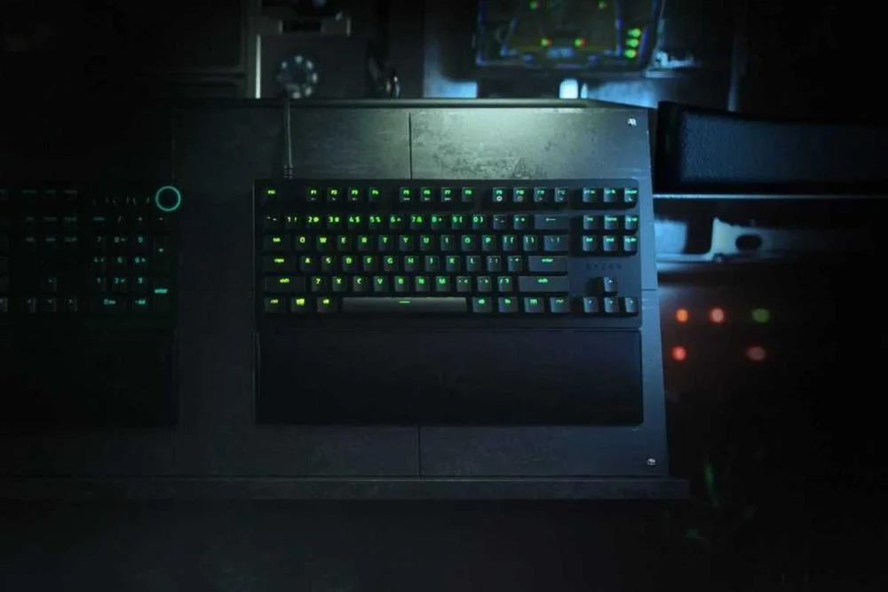 Teclado Huntsman V2 Tenkeyless (Red Switch) - Us .