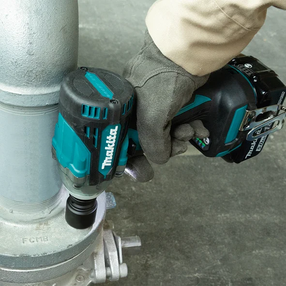 Makita Dtw300rtj Chave de Fenda e Chave de Impact.