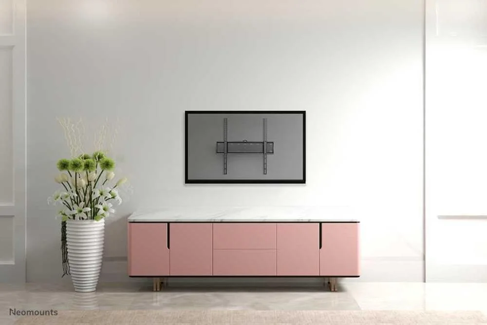 Newstar Flat Screen Wall Mount Wall