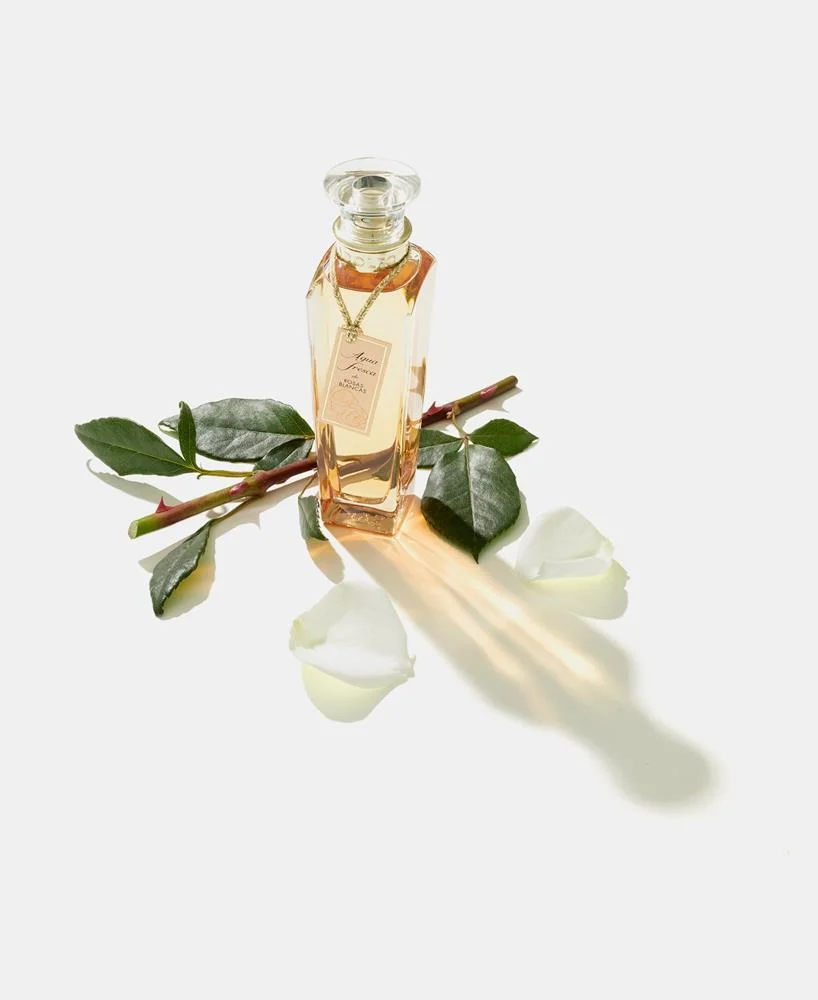 Perfume Mulher Agua Fresca de Rosas Adolfo Doming.