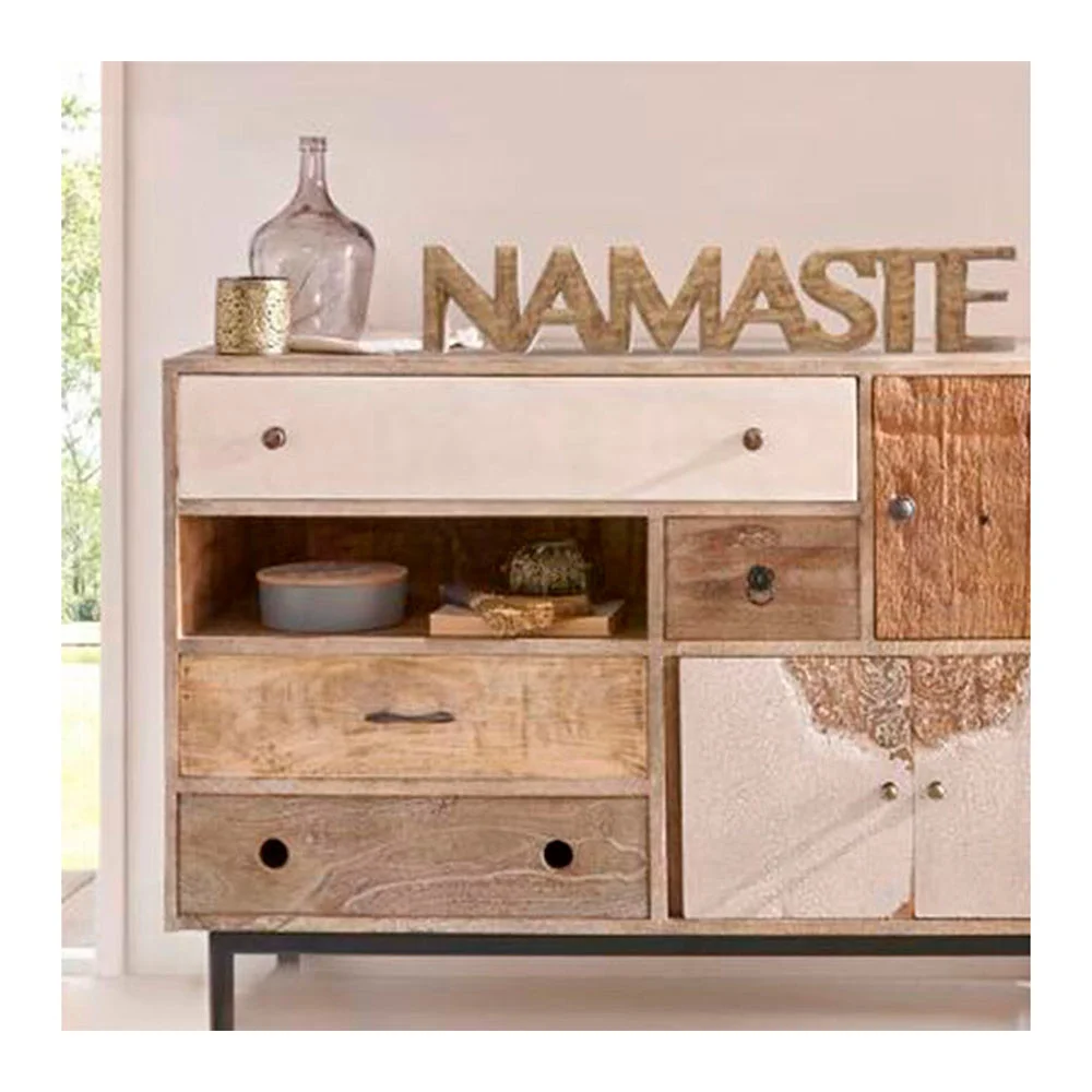 MADEIRA DE MANGA 'NAMASTE' DECORATIVA