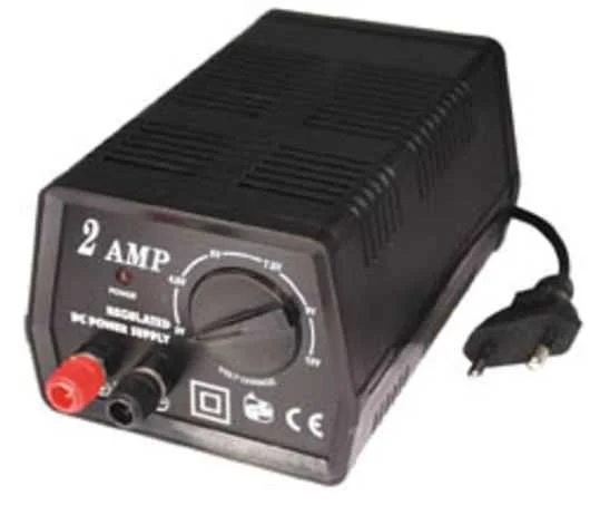Fuente de Energía Ajustable 2000
