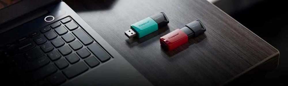 Kingston Usb-Stick Datatraveler Exodia M - Usb 3.2 Gen 1 (3.1 Gen 1) - 256 Gb - Black/Turquoise