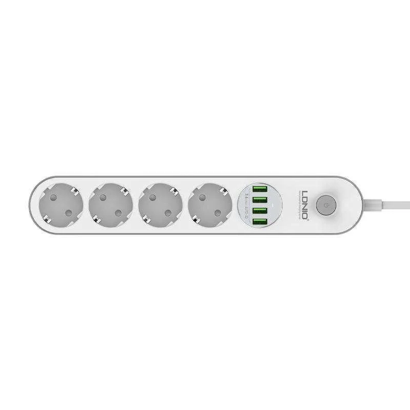Extensão 4 tomadas e 4 fichas usb 17W 2m
