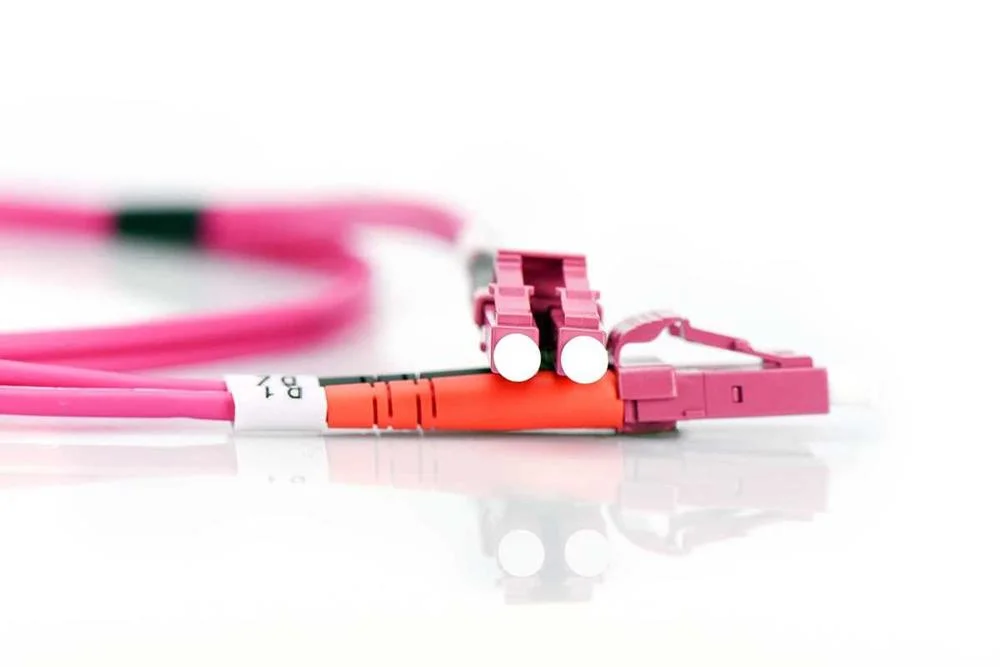 Digitus Lwl Patchkabel Lc -> Lc 1.00m  Multimode Duplex Om4