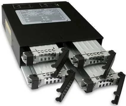 ICY DOCK MB994SP-4S PAINEL BAÍA DE DISCO PRETO