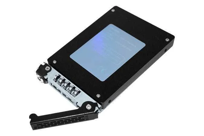 ICY DOCK MB996TK-B CAIXA PARA DISCOS RÍGIDOS COMP.