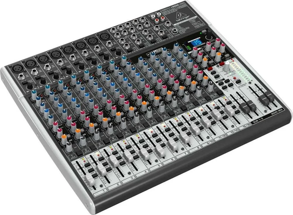 Behringer Xenyx X2222usb 22 Channels