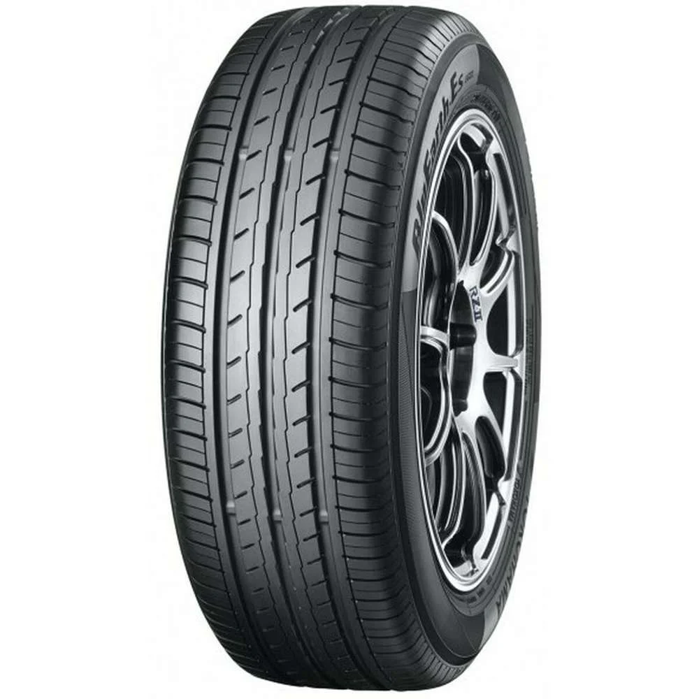 Pneu para Automóvel Yokohama BLUEARTH ES-32 215/6.