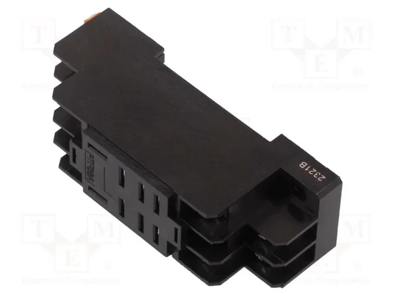 Base, PIN: 8, 10A, 277VAC, para trilho DIN, termi.