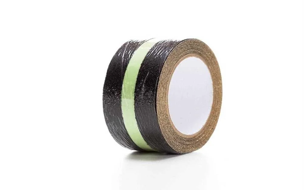 Fita Antiderrapante Que Brilha No Escuro 5cm X 5m - Preto/Verde