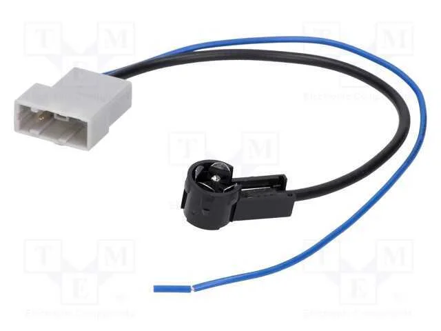 Adaptadores de antenas, ISO, Nissan
