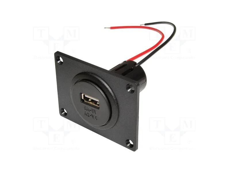 Alimentador de automóvel, Tomada USB A, Inom: 3A,.